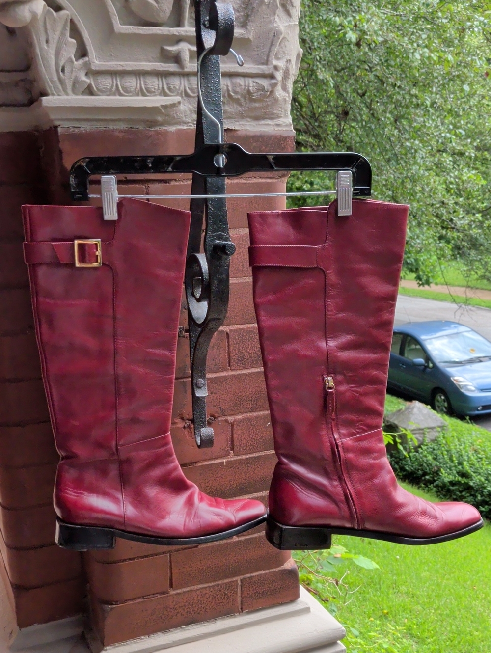 Sergio Rossi Burgundy Knee-High Leather Riding Boots